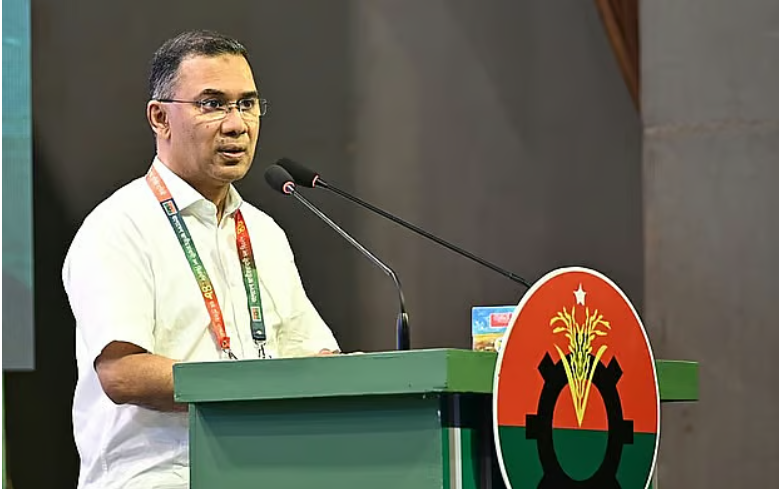 চট্টগ্রামে বিএনপির নেতা-কর্মীদের যে বার্তা দিয়ে এলেন প্রধানমন্ত্রী তারেক রহমান